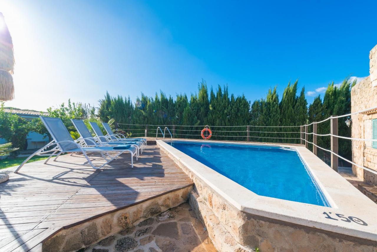 Pau, Pool And Garden Close To The Villa Port d'Alcúdia
