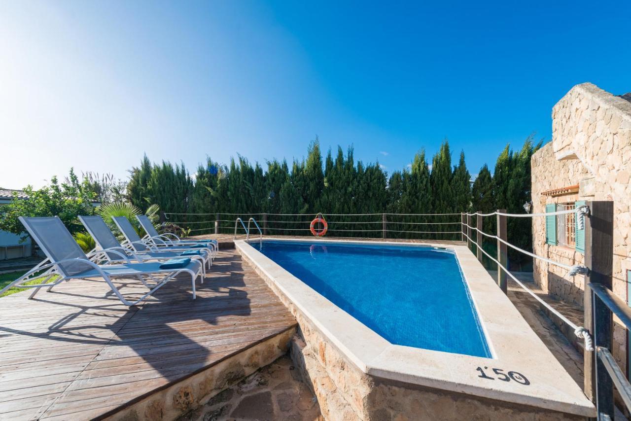Pau, Pool And Garden Close To The * Port d'Alcúdia