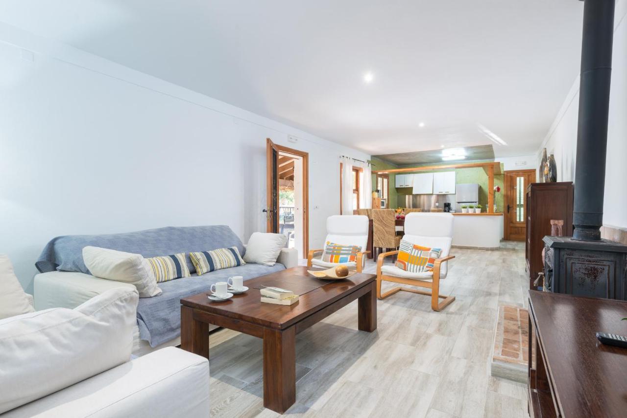 Villa Pau, Pool And Garden Close To The Port d'Alcúdia